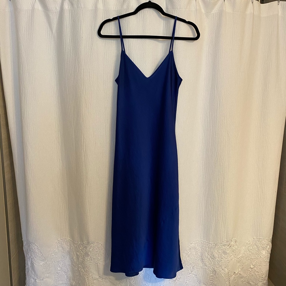 Aritzia Wilfred Only Slip Dress